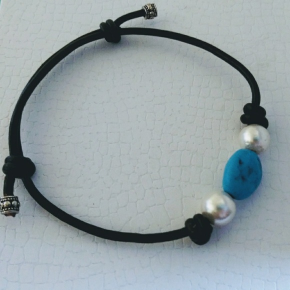 Pearls and turquoise slip knot. Adjustable bracele - Picture 6 of 8